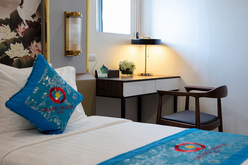 Welcome To Grand Dragon Hotel
